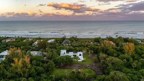 12 N Beach Road Jupiter Island FL 33455
