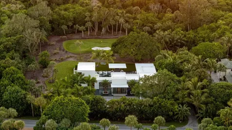 12 N Beach Road Jupiter Island FL 33455