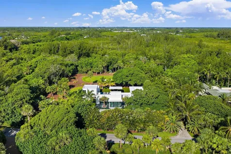12 N Beach Road Jupiter Island FL 33455