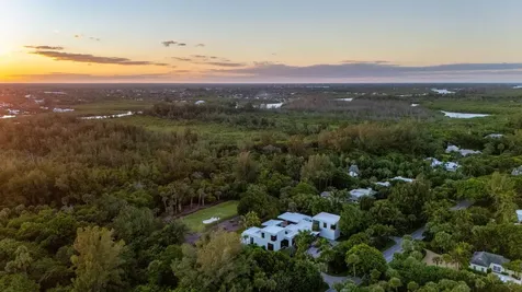 12 N Beach Road Jupiter Island FL 33455