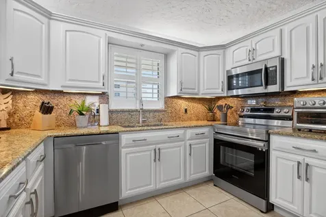 1050 Hillsboro Mile Hillsboro Beach FL 33062