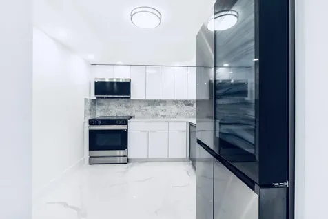 600 Parkview Drive Hallandale Beach FL 33009