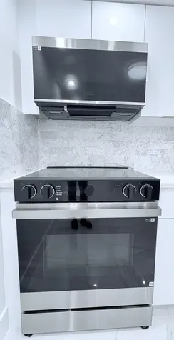 600 Parkview Drive Hallandale Beach FL 33009