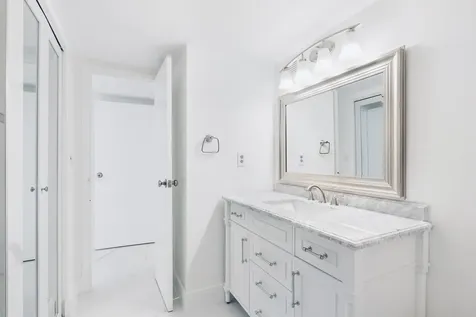 600 Parkview Drive Hallandale Beach FL 33009