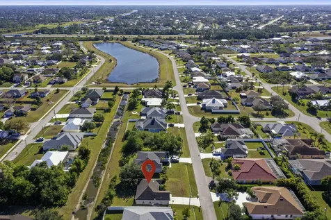 2619 Sw Fair Isle Road Port Saint Lucie FL 34987