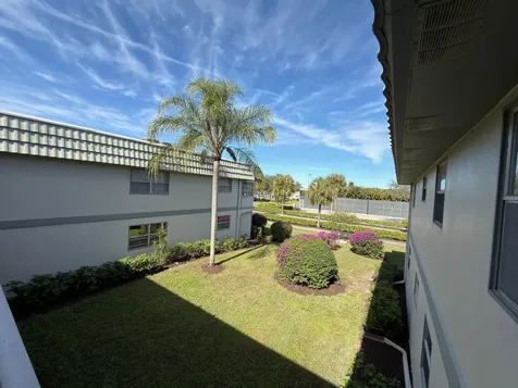 741 Monaco P Delray Beach FL 33446