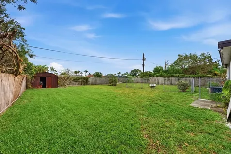 3847 Roan Court West Palm Beach FL 33403
