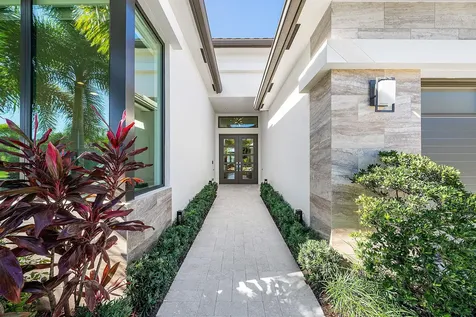 17135 Abruzzo Avenue Boca Raton FL 33496