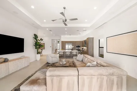 17135 Abruzzo Avenue Boca Raton FL 33496