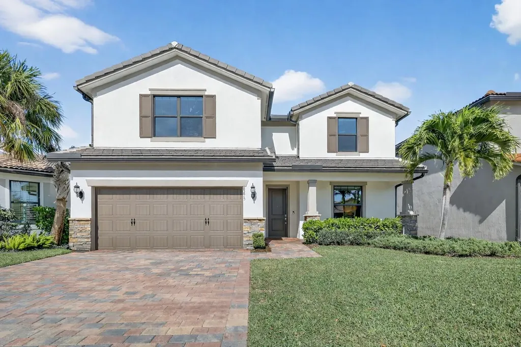 8275 Pedigree Circle Lake Worth FL 33467