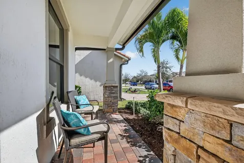 8275 Pedigree Circle Lake Worth FL 33467