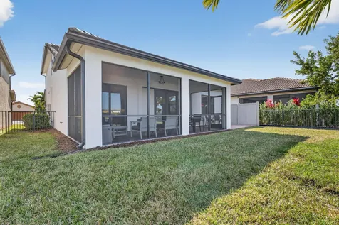 8275 Pedigree Circle Lake Worth FL 33467