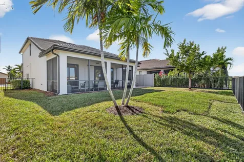 8275 Pedigree Circle Lake Worth FL 33467