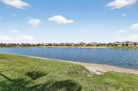 8275 Pedigree Circle Lake Worth FL 33467