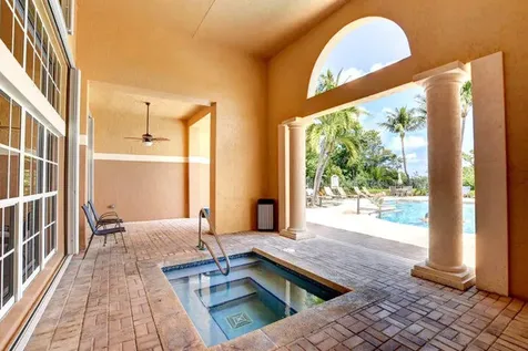 1000 Scotia Drive Hypoluxo FL 33462