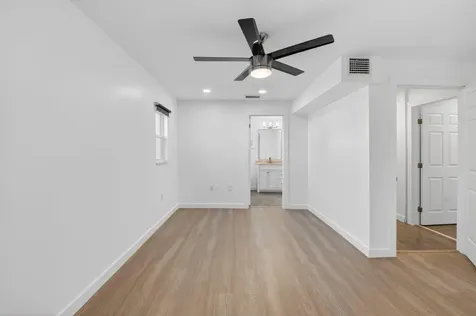 379 Nw 23rd Street Boca Raton FL 33431