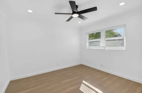 379 Nw 23rd Street Boca Raton FL 33431