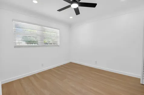 379 Nw 23rd Street Boca Raton FL 33431