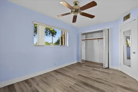 2004 Lake Osborne Drive Lake Worth Beach FL 33461