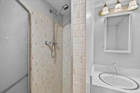 2004 Lake Osborne Drive Lake Worth Beach FL 33461