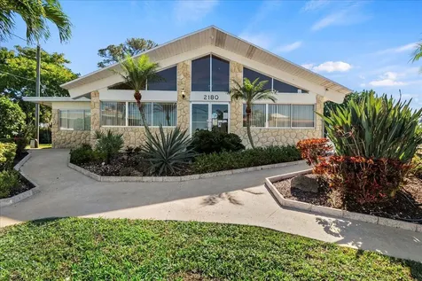 2004 Lake Osborne Drive Lake Worth Beach FL 33461