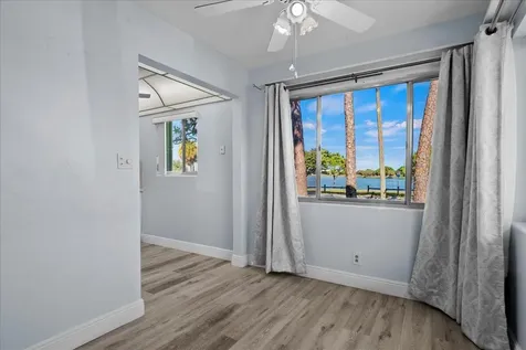 2004 Lake Osborne Drive Lake Worth Beach FL 33461