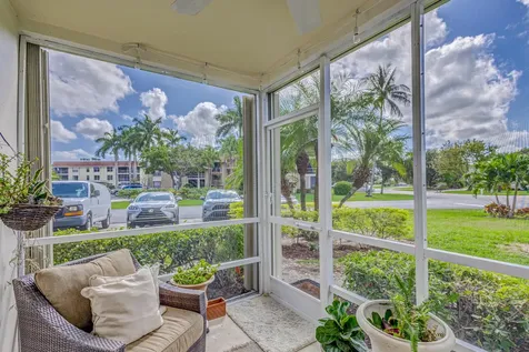 5560 Tamberlane Circle Palm Beach Gardens FL 33418