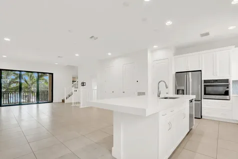 5161 Beckman Terrace Palm Beach Gardens FL 33418