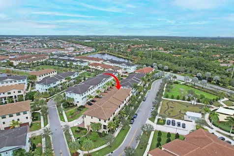 5161 Beckman Terrace Palm Beach Gardens FL 33418