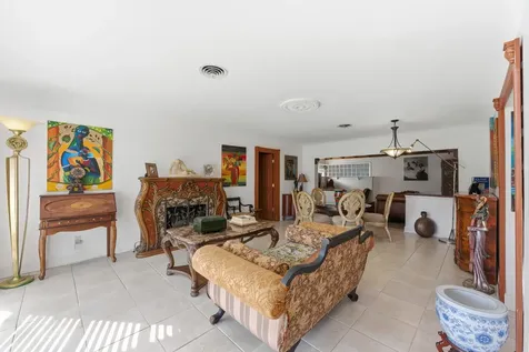 4421 Ne 23rd Avenue Lighthouse Point FL 33064