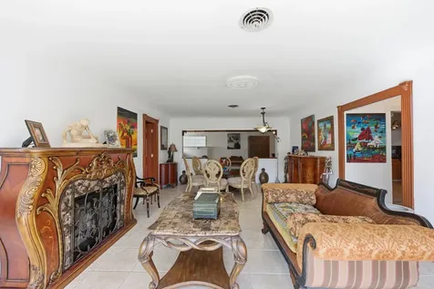 4421 Ne 23rd Avenue Lighthouse Point FL 33064