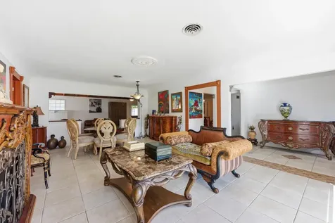 4421 Ne 23rd Avenue Lighthouse Point FL 33064