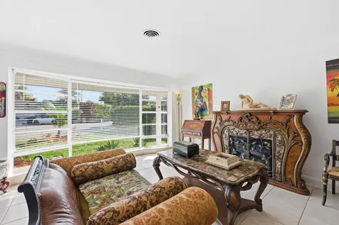4421 Ne 23rd Avenue Lighthouse Point FL 33064