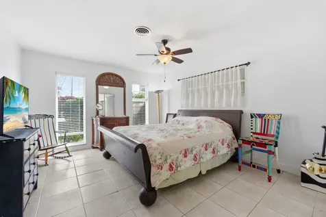 4421 Ne 23rd Avenue Lighthouse Point FL 33064