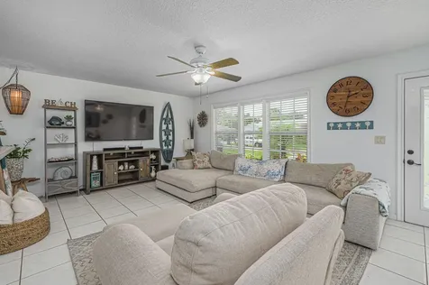 108 Sw De Gouvea Terrace Port Saint Lucie FL 34984