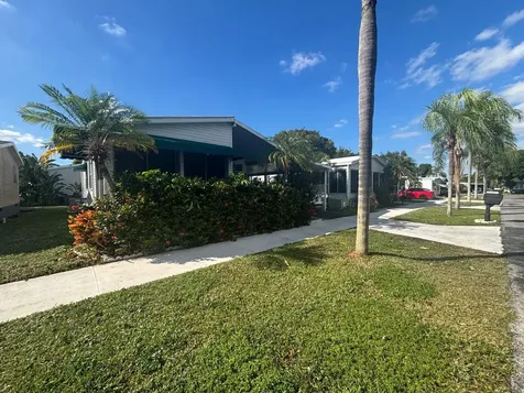 6567 Nw 34th Avenue Coconut Creek FL 33073