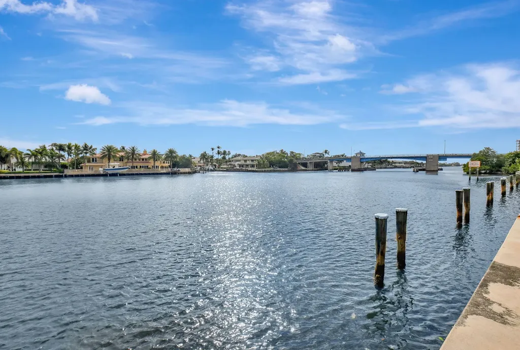 624 Snug Harbor Drive Boynton Beach FL 33435