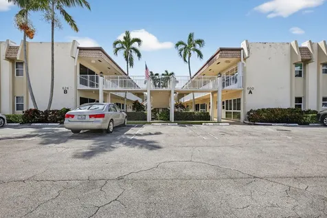 624 Snug Harbor Drive Boynton Beach FL 33435