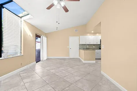 4134 Nw 2nd Lane Delray Beach FL 33445