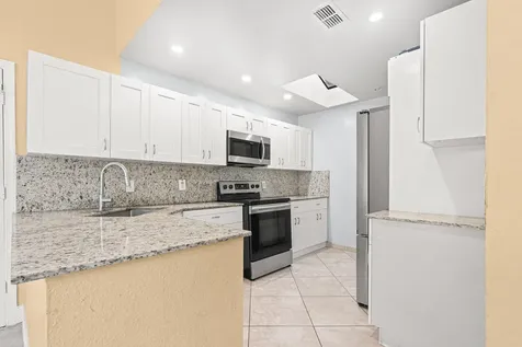 4134 Nw 2nd Lane Delray Beach FL 33445