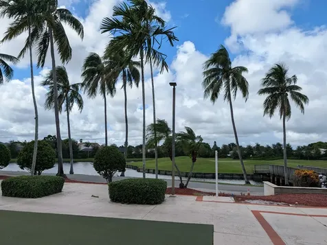 17372 Boca Club Boulevard Boca Raton FL 33487