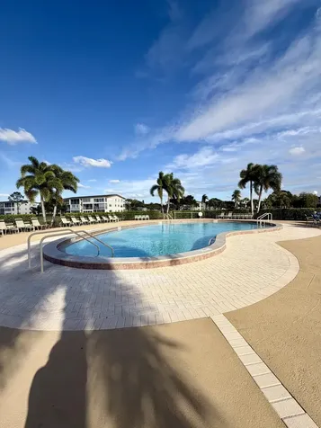 132 Preston D Boca Raton FL 33434