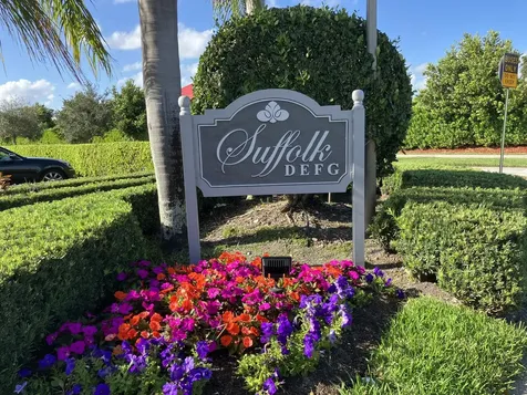 156 Suffolk D Boca Raton FL 33434