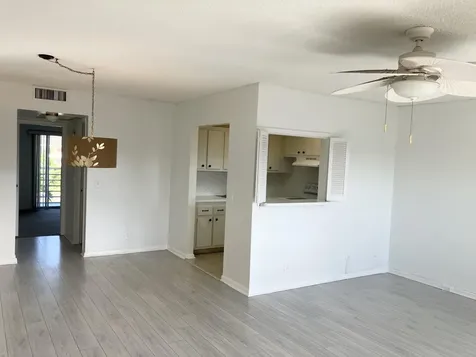 156 Suffolk D Boca Raton FL 33434