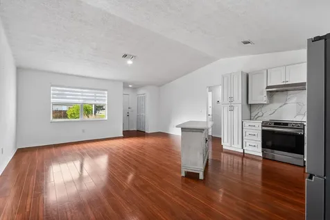 1757 Sw Ocean Cove Avenue Port Saint Lucie FL 34953
