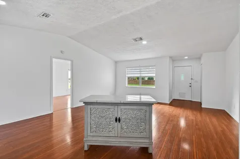 1757 Sw Ocean Cove Avenue Port Saint Lucie FL 34953