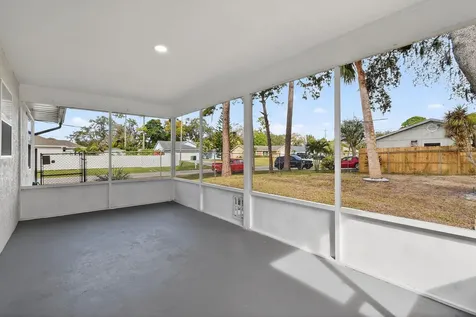 1757 Sw Ocean Cove Avenue Port Saint Lucie FL 34953