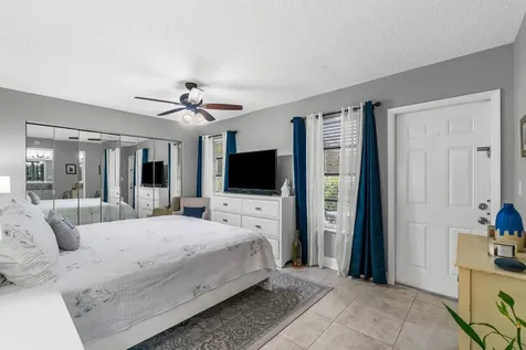 4935 Nw 2nd Street Delray Beach FL 33445