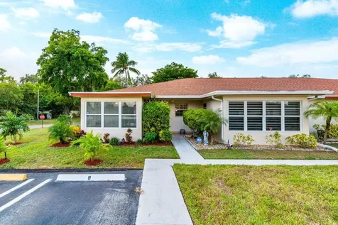 4935 Nw 2nd Street Delray Beach FL 33445