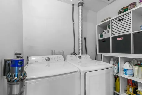 4935 Nw 2nd Street Delray Beach FL 33445